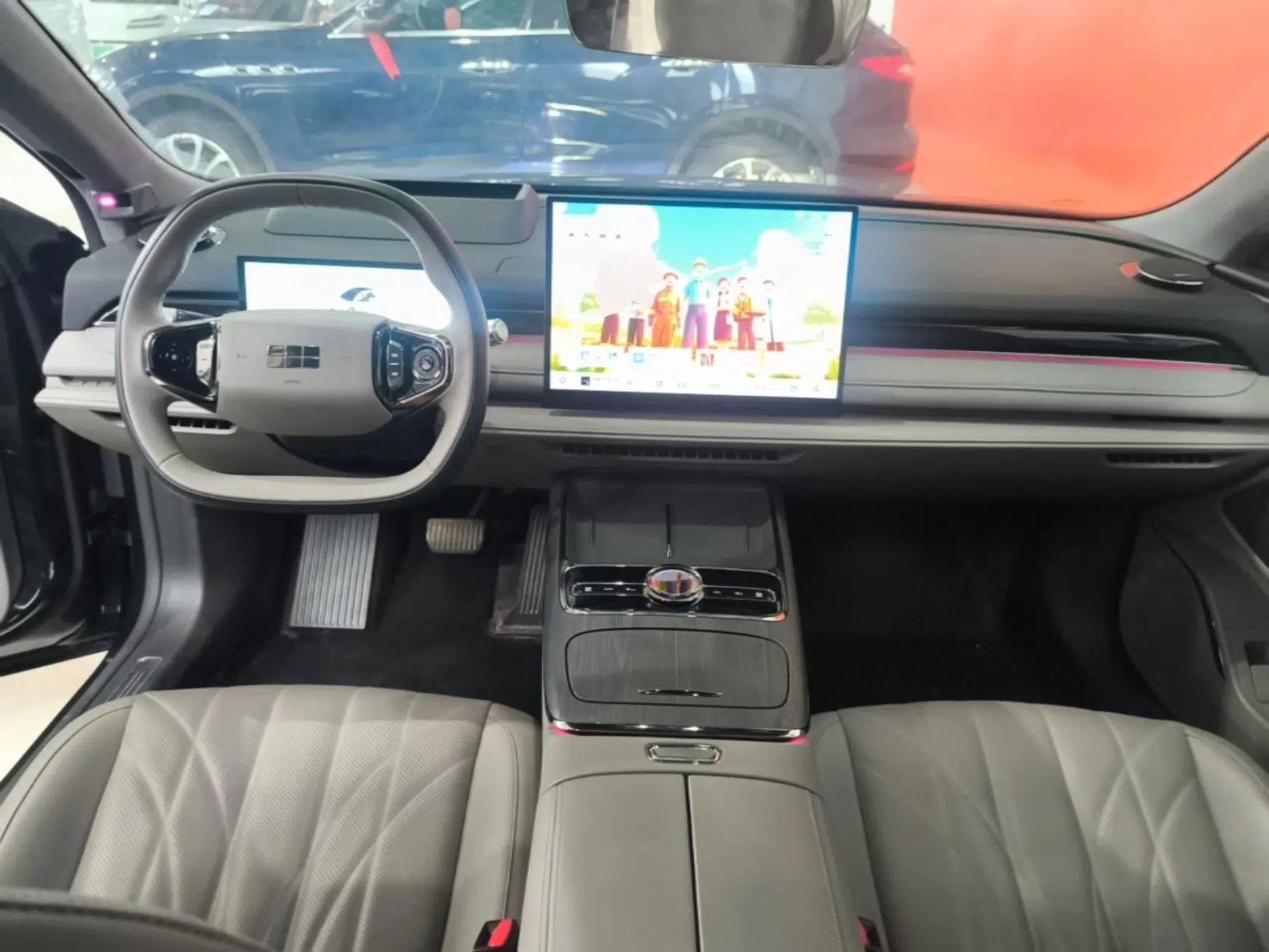Geely Galaxy 8 2025 130km EM-P Starship Edition — миниатюра 12
