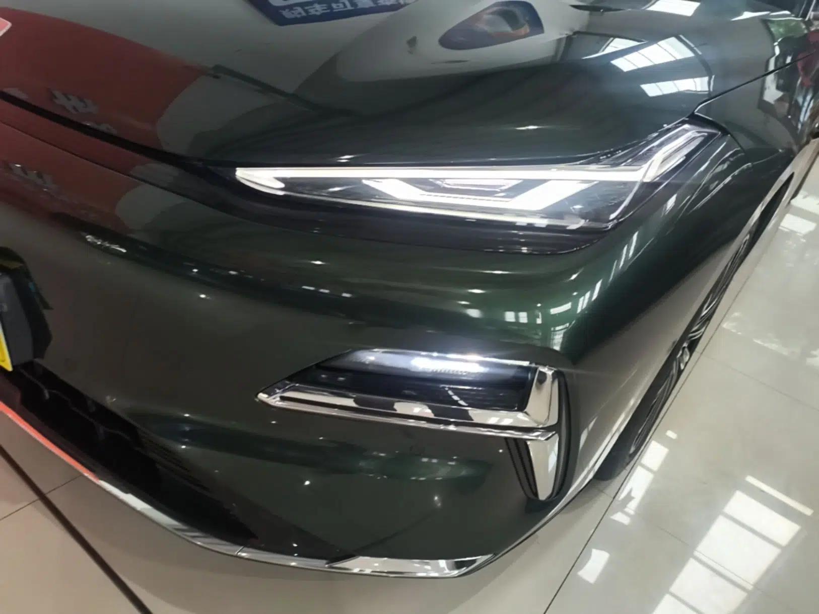 Geely Galaxy 8 2025 130km EM-P Starship Edition — миниатюра 8