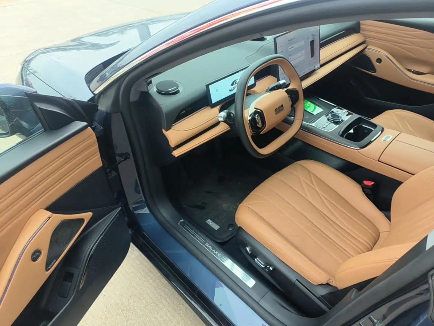 Geely Galaxy 8 2025 130km EM-P Exploration Edition — миниатюра 18