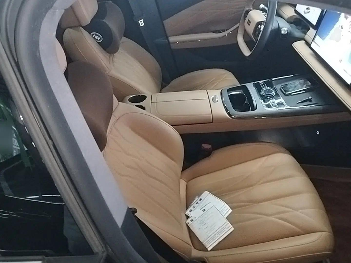 Geely Galaxy 8 2025 130km EM-P Starship Edition — миниатюра 19