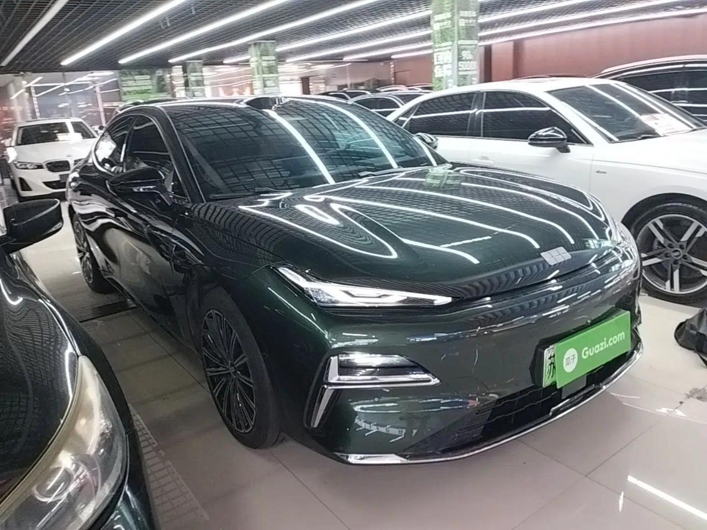 Geely Galaxy 8 2025 130km EM-P Starship Edition — миниатюра 3