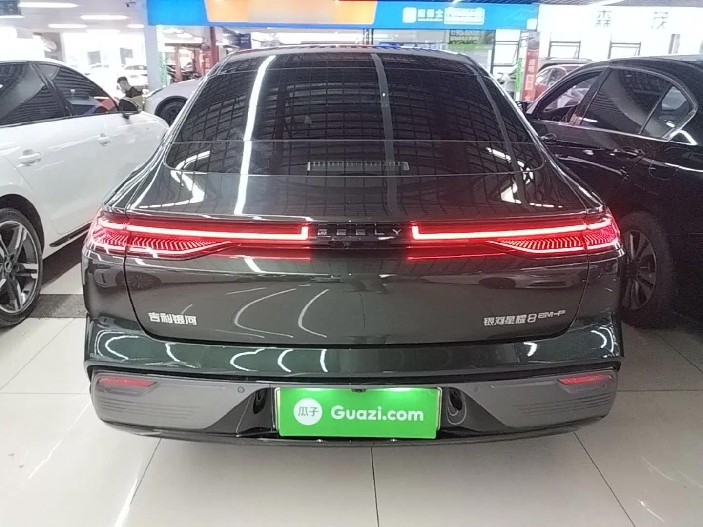 Geely Galaxy 8 2025 130km EM-P Starship Edition — миниатюра 5