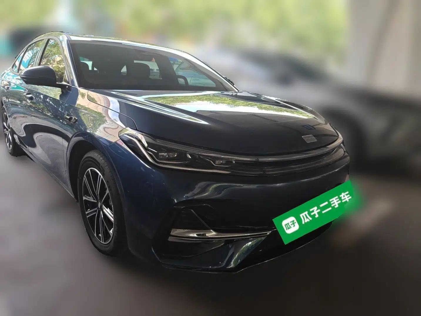 Geely Galaxy A7 2025 Model EM-i 70km Launch Edition — миниатюра 3
