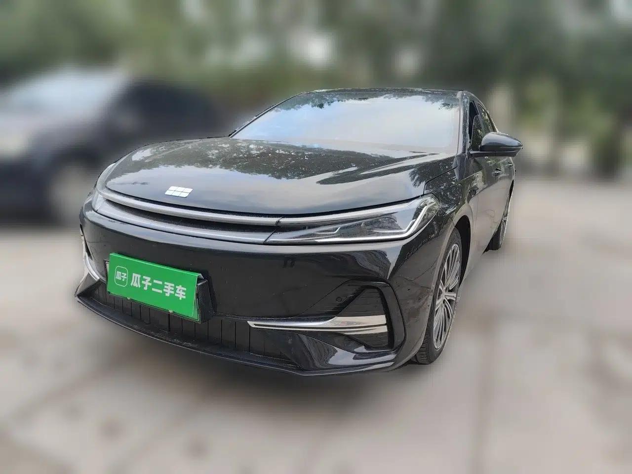 Geely Galaxy A7 2025 Model EM-i 150km Starship Edition — миниатюра 1