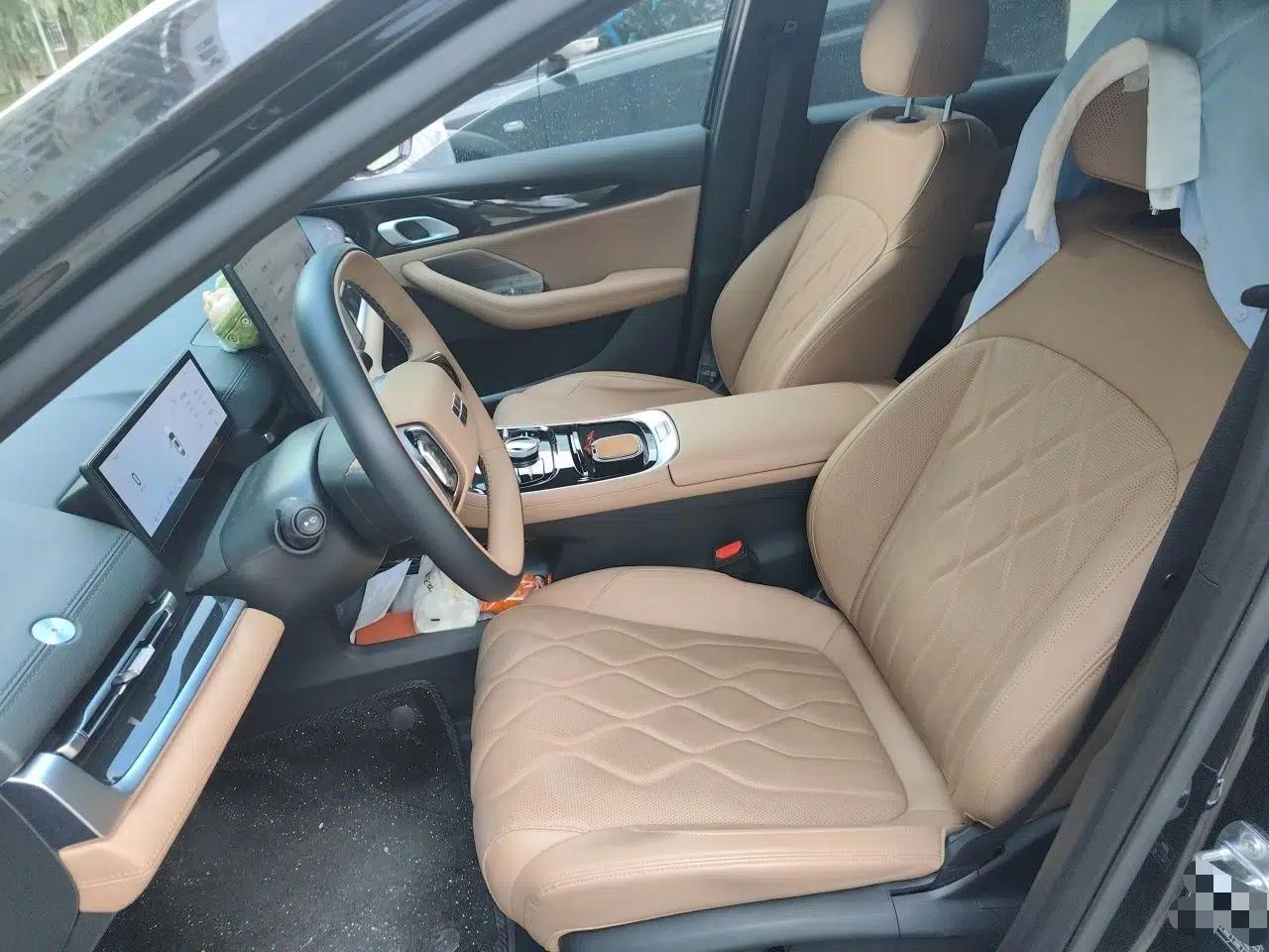 Geely Galaxy A7 2025 Model EM-i 150km Starship Edition — миниатюра 15
