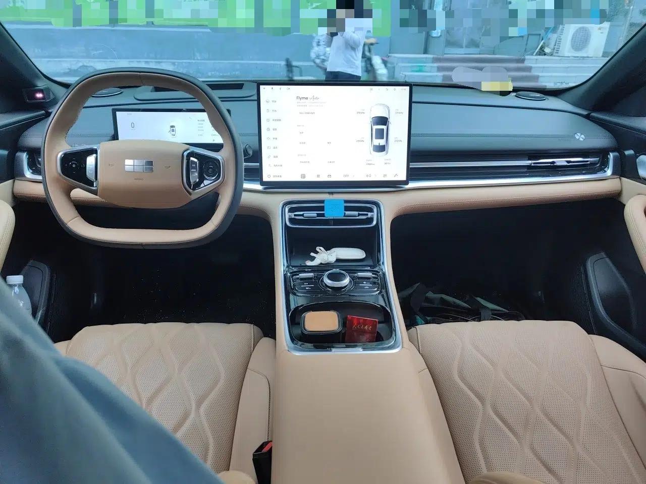Geely Galaxy A7 2025 Model EM-i 150km Starship Edition — миниатюра 9