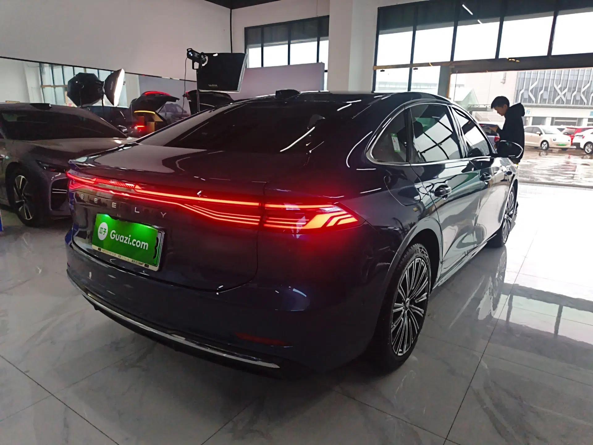 Geely Galaxy A7 2025 Model EM-i 150km Starship Edition — миниатюра 4