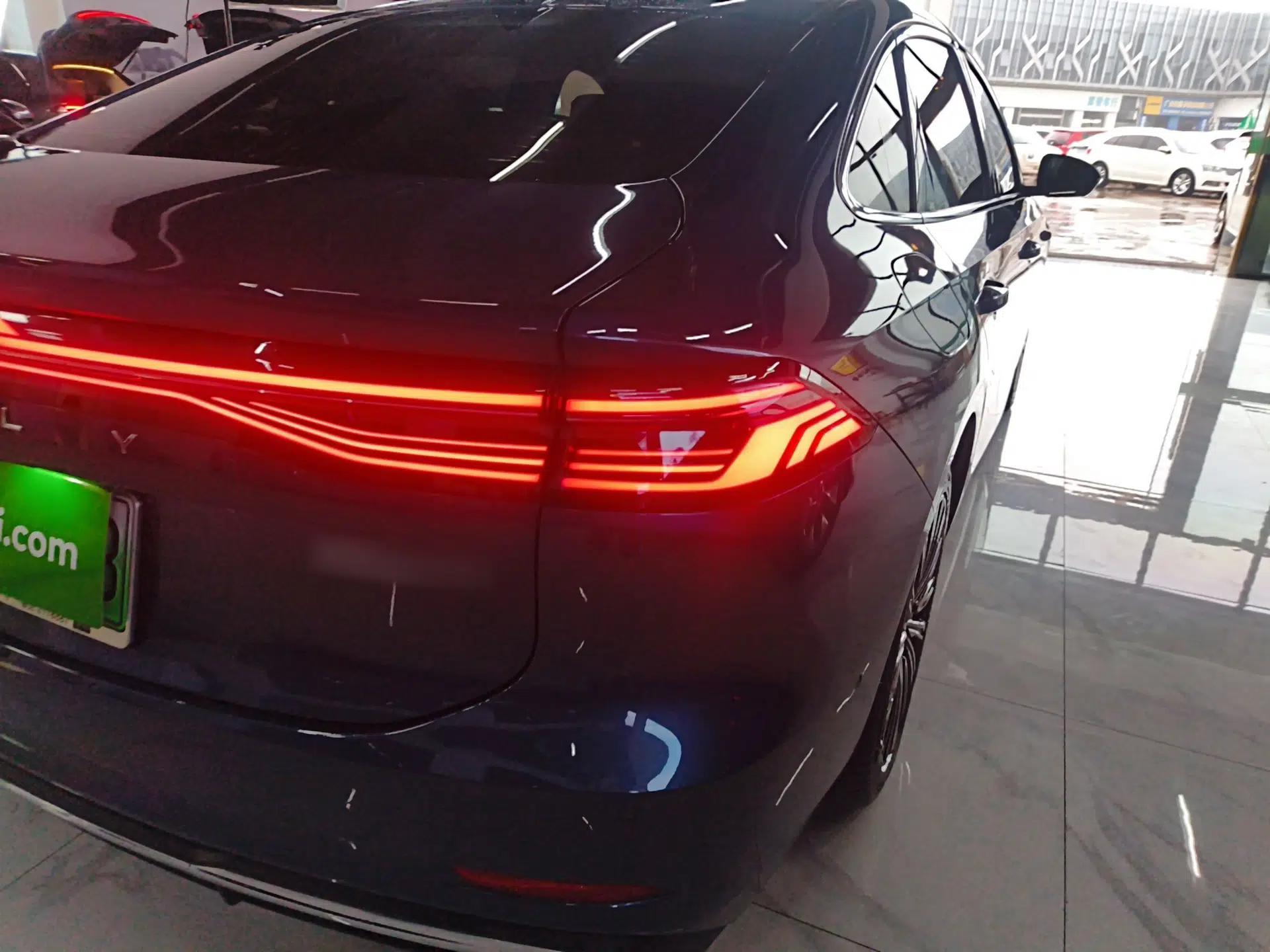 Geely Galaxy A7 2025 Model EM-i 150km Starship Edition — миниатюра 9