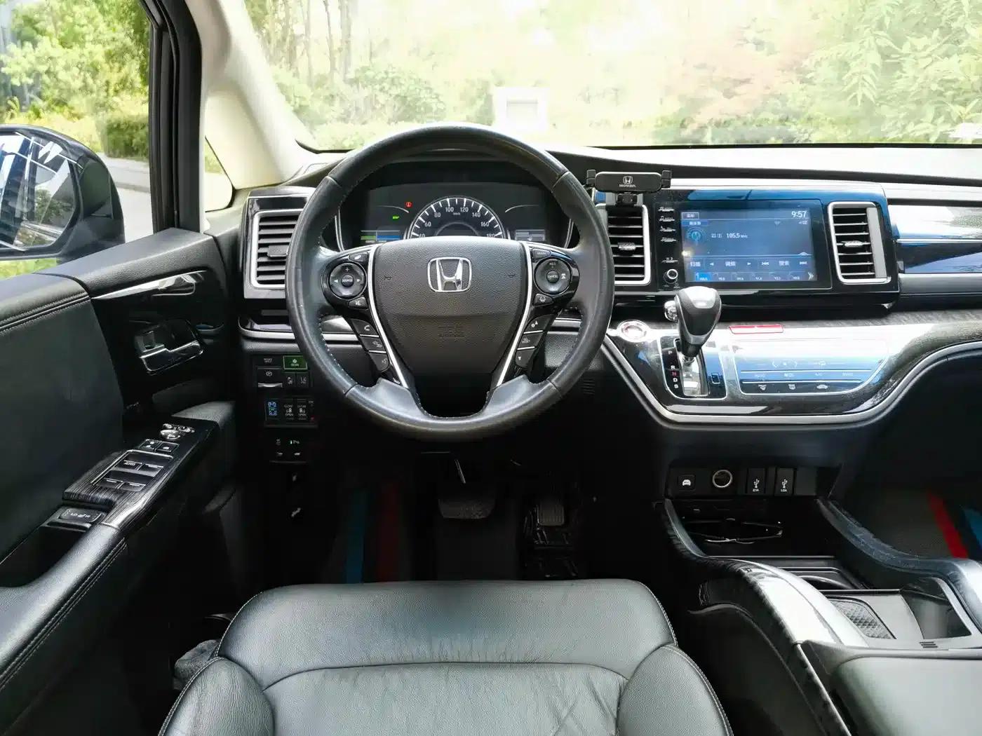 Elysion 2019 2.0L Hybrid Luxury Edition — миниатюра 11