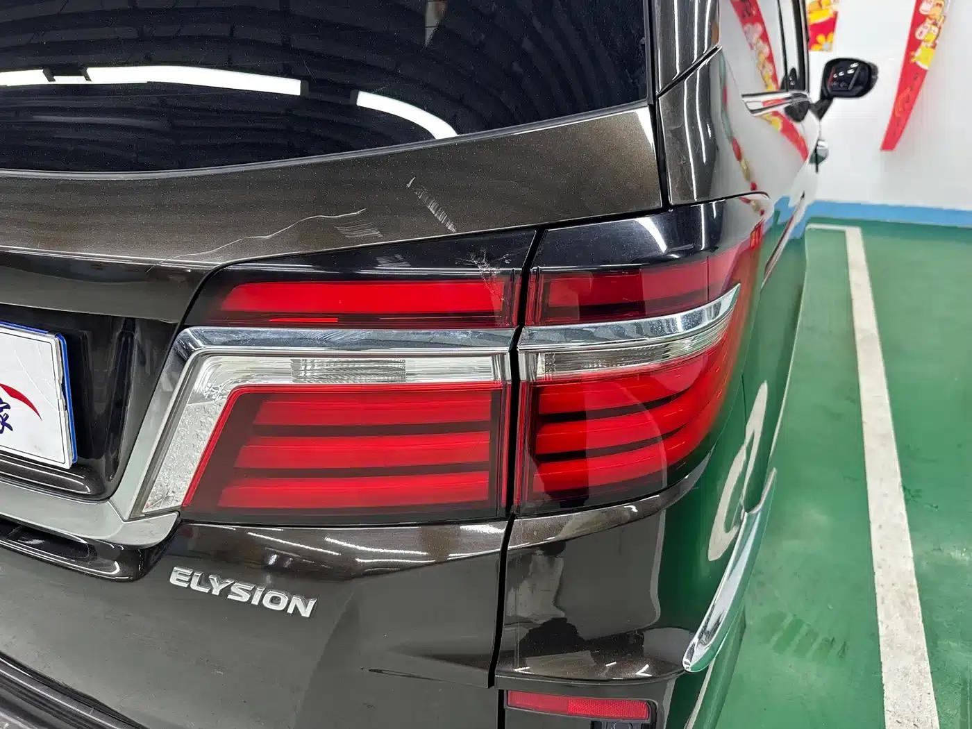 Elysion 2016 2.4L Supreme Edition — миниатюра 29
