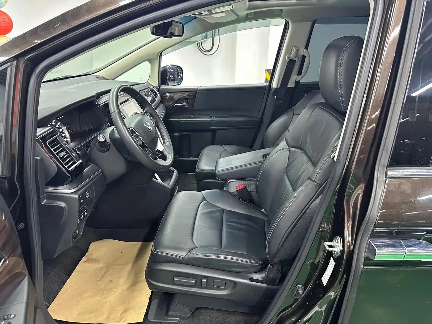 Elysion 2016 2.4L Supreme Edition — миниатюра 8
