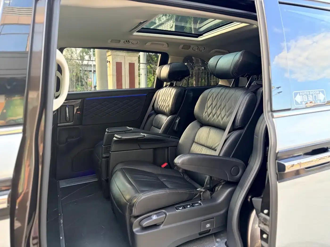 Elysion 2019 2.0L Hybrid Supreme Edition — миниатюра 5