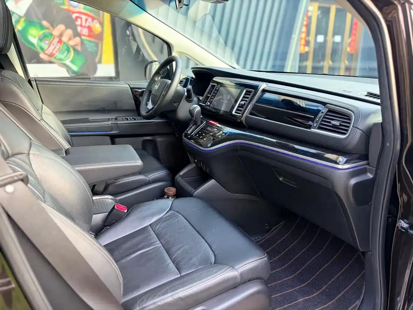 Elysion 2019 2.0L Hybrid Supreme Edition — миниатюра 8