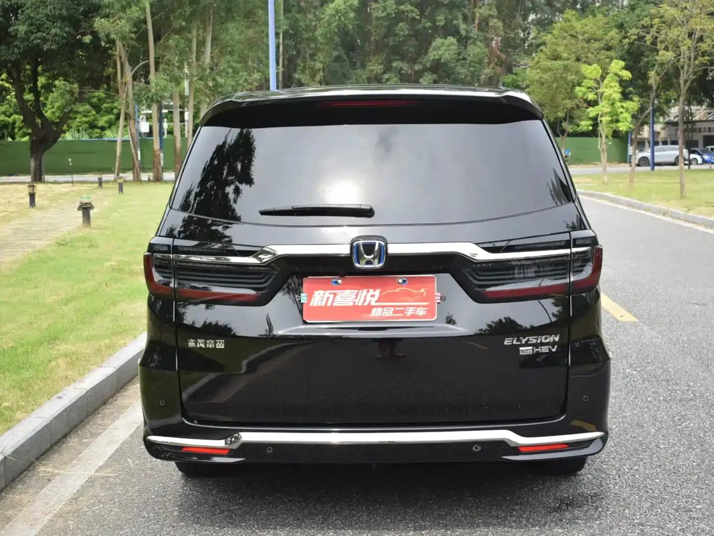 Elysion 2022 2.0L e:HEV Luxury Edition — миниатюра 5