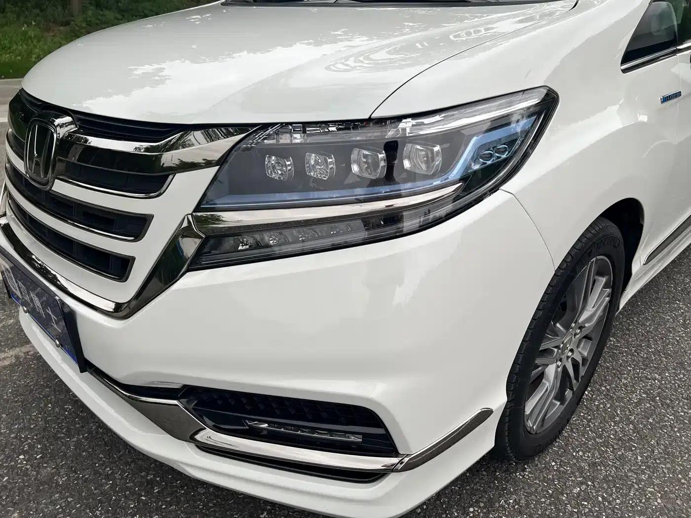 Elysion 2019 2.0L Hybrid Luxury Edition — миниатюра 17