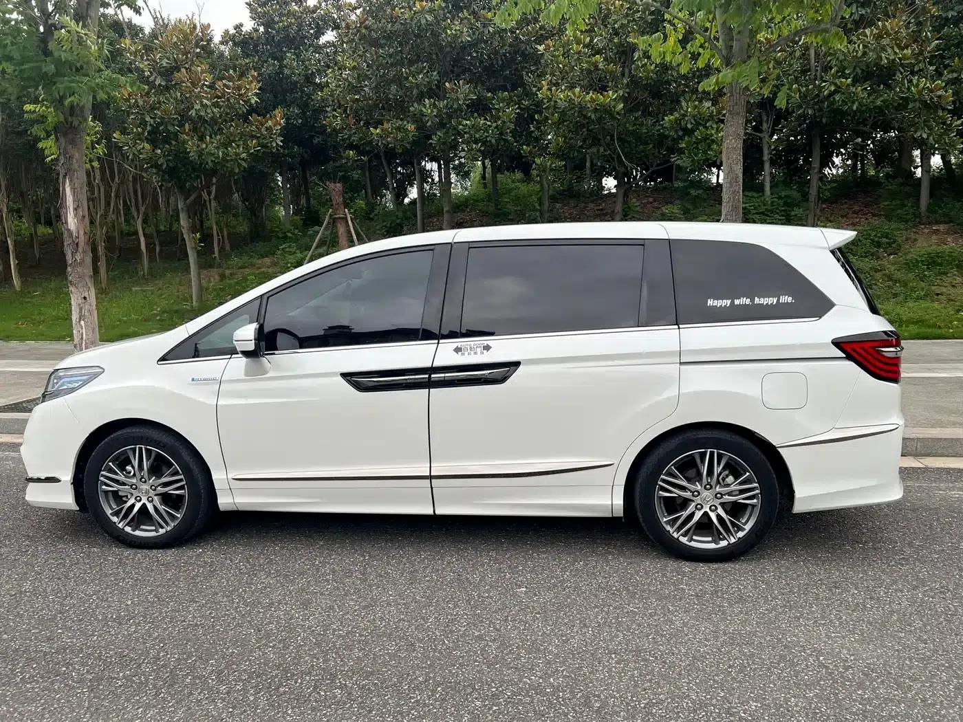 Elysion 2019 2.0L Hybrid Luxury Edition — миниатюра 8