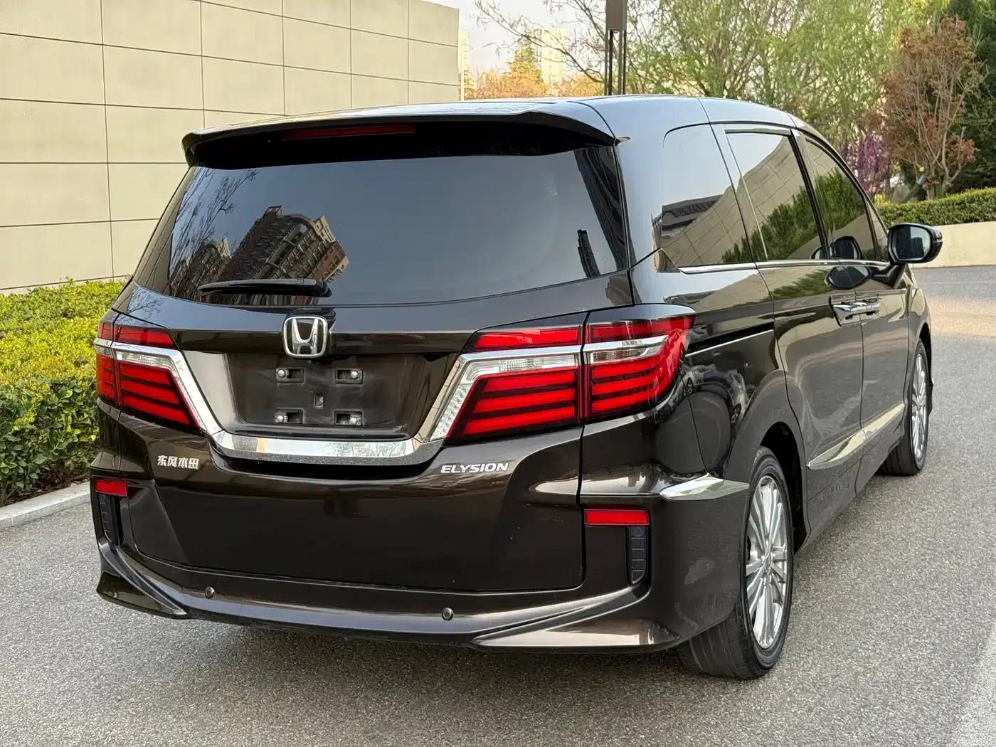 Elysion 2016 2.4L Luxury Edition — миниатюра 6