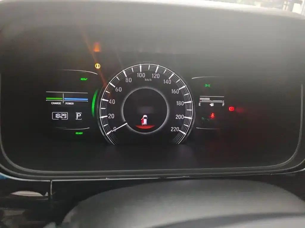 Elysion 2019 2.0L Hybrid Luxury Edition — миниатюра 4