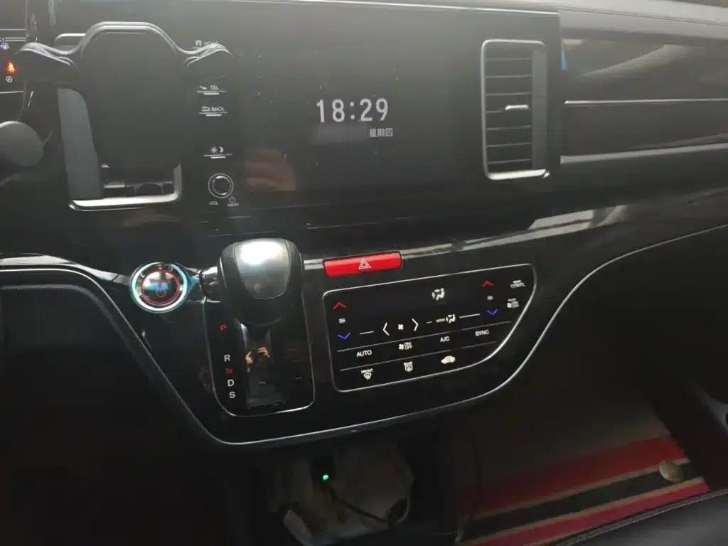 Elysion 2019 2.0L Hybrid Luxury Edition — миниатюра 6