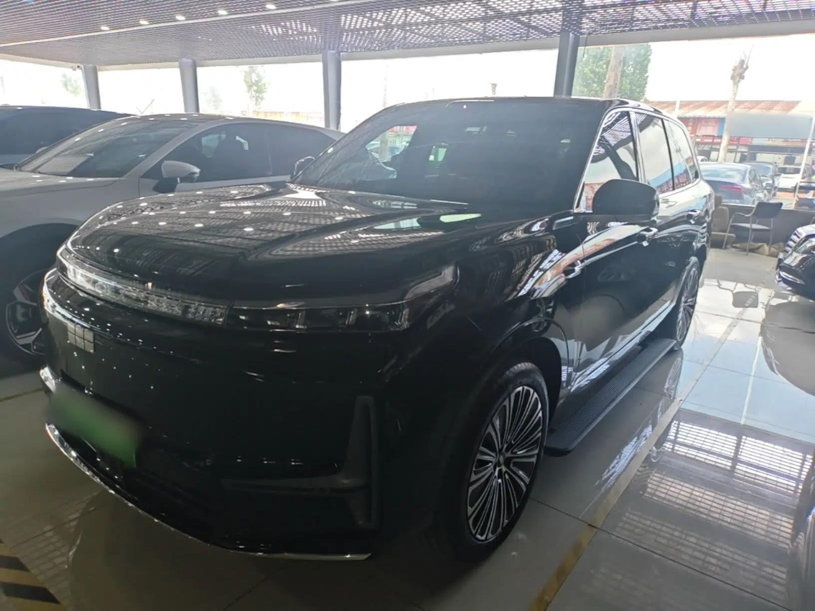 Geely Galaxy M9 2025 Model 210km Four-Wheel-Drive Leading Edition — миниатюра 1