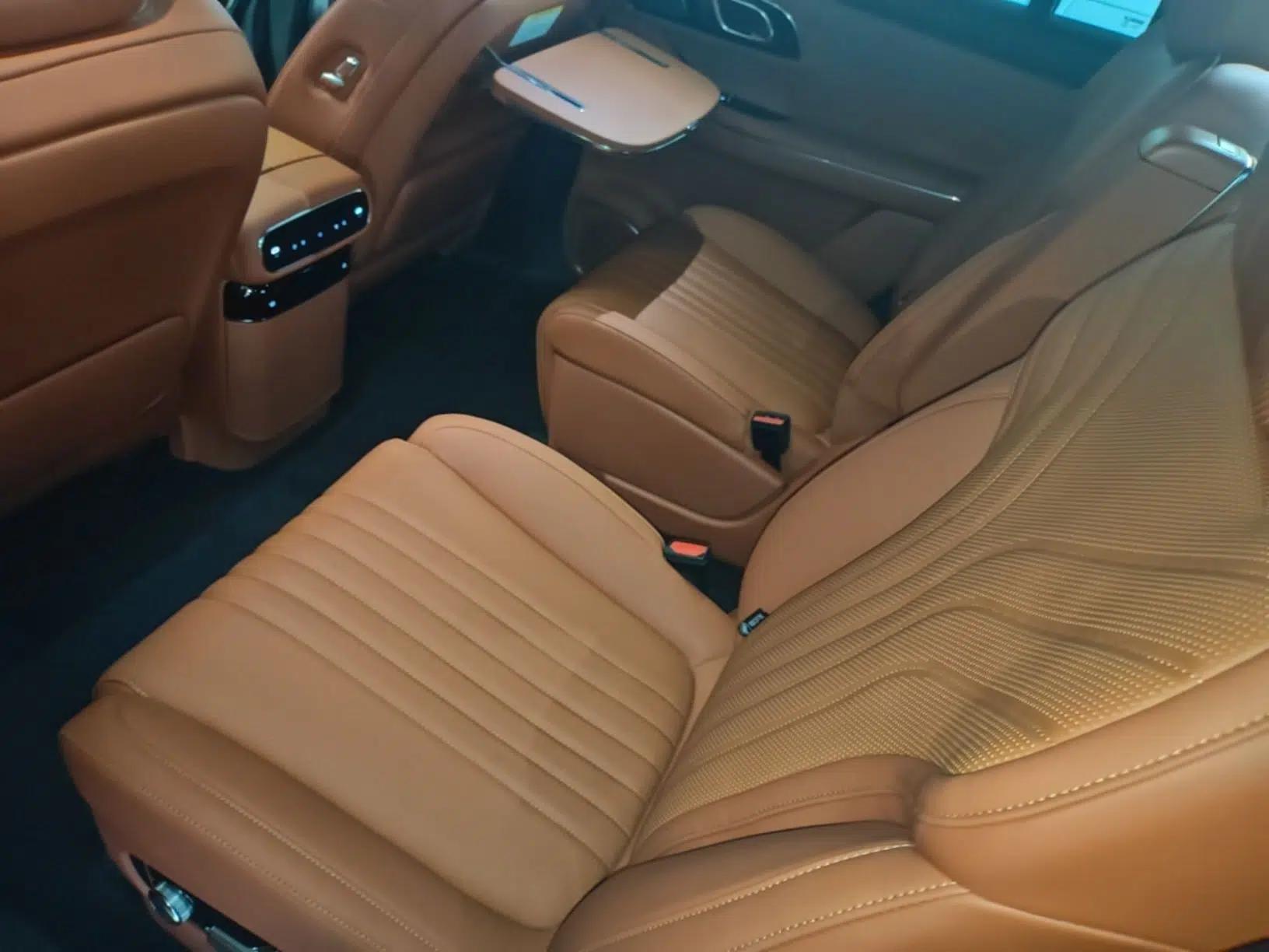 Geely Galaxy M9 2025 Model 210km Four-Wheel-Drive Leading Edition — миниатюра 20