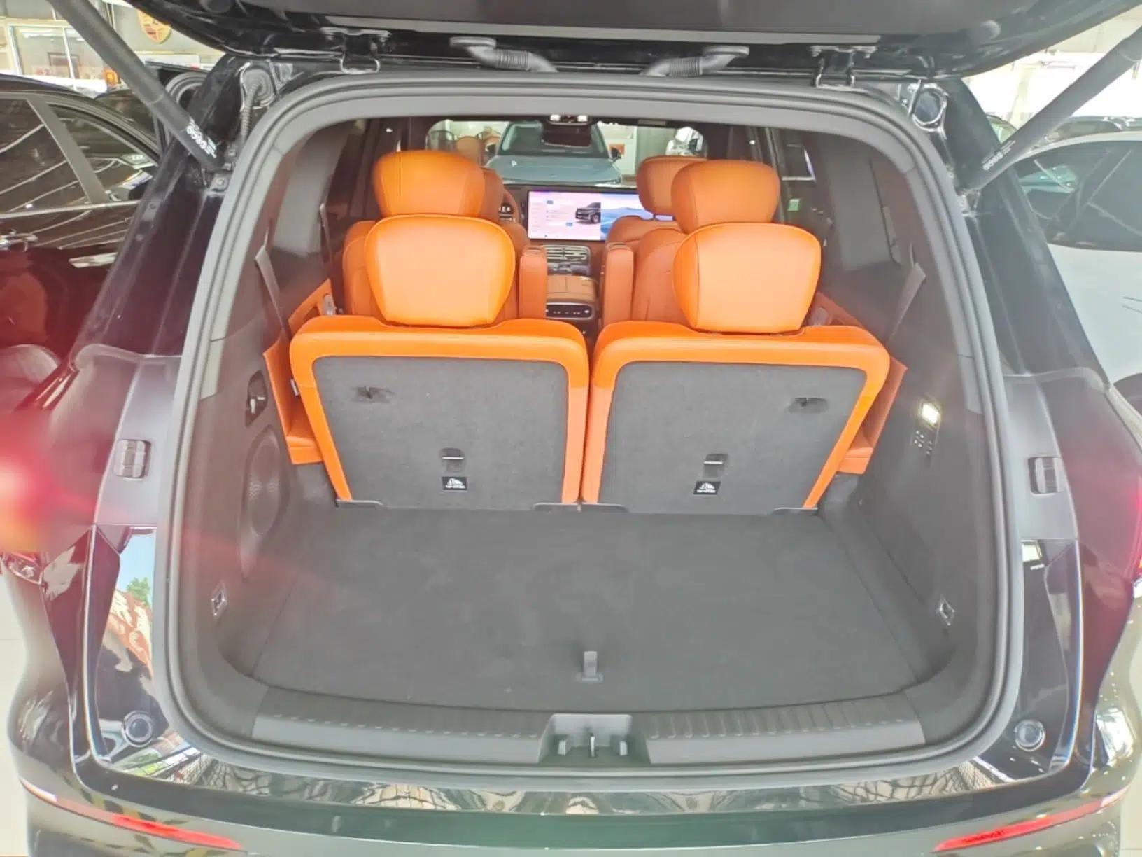 Geely Galaxy M9 2025 Model 210km Four-Wheel-Drive Leading Edition — миниатюра 22