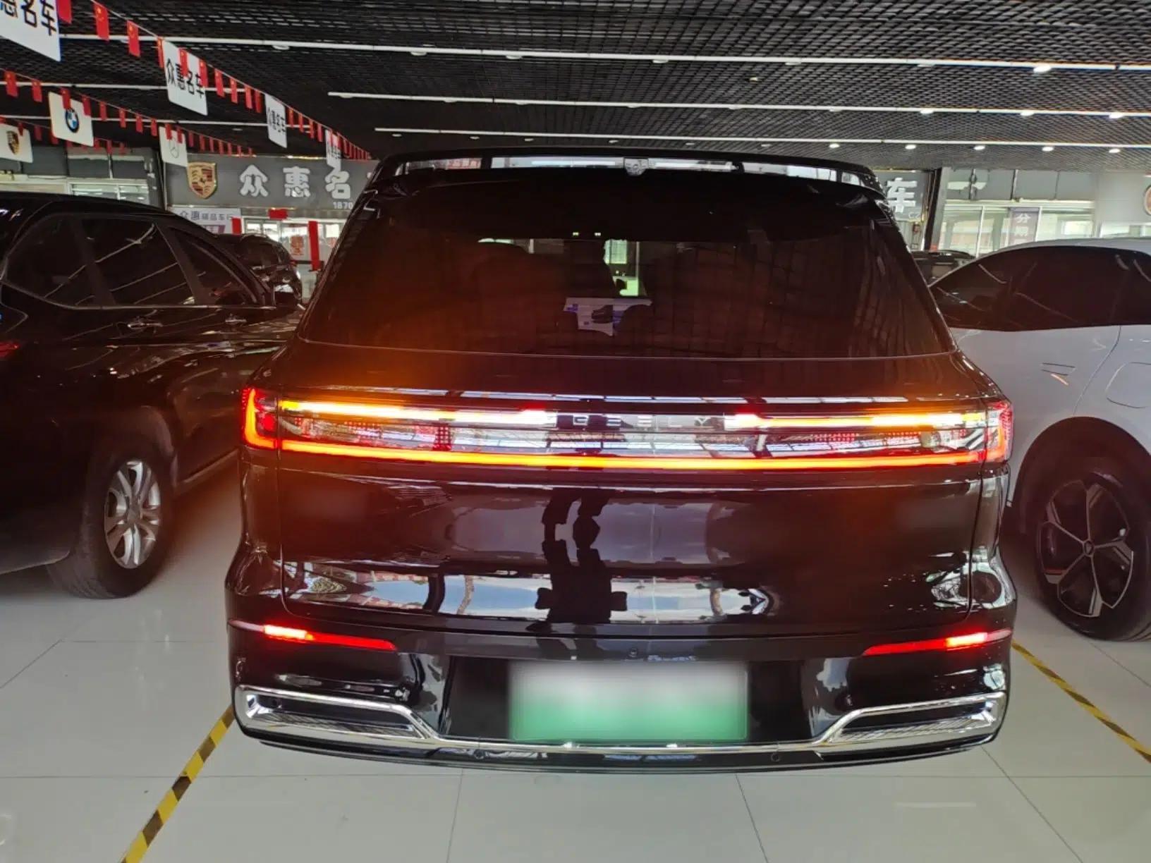 Geely Galaxy M9 2025 Model 210km Four-Wheel-Drive Leading Edition — миниатюра 5