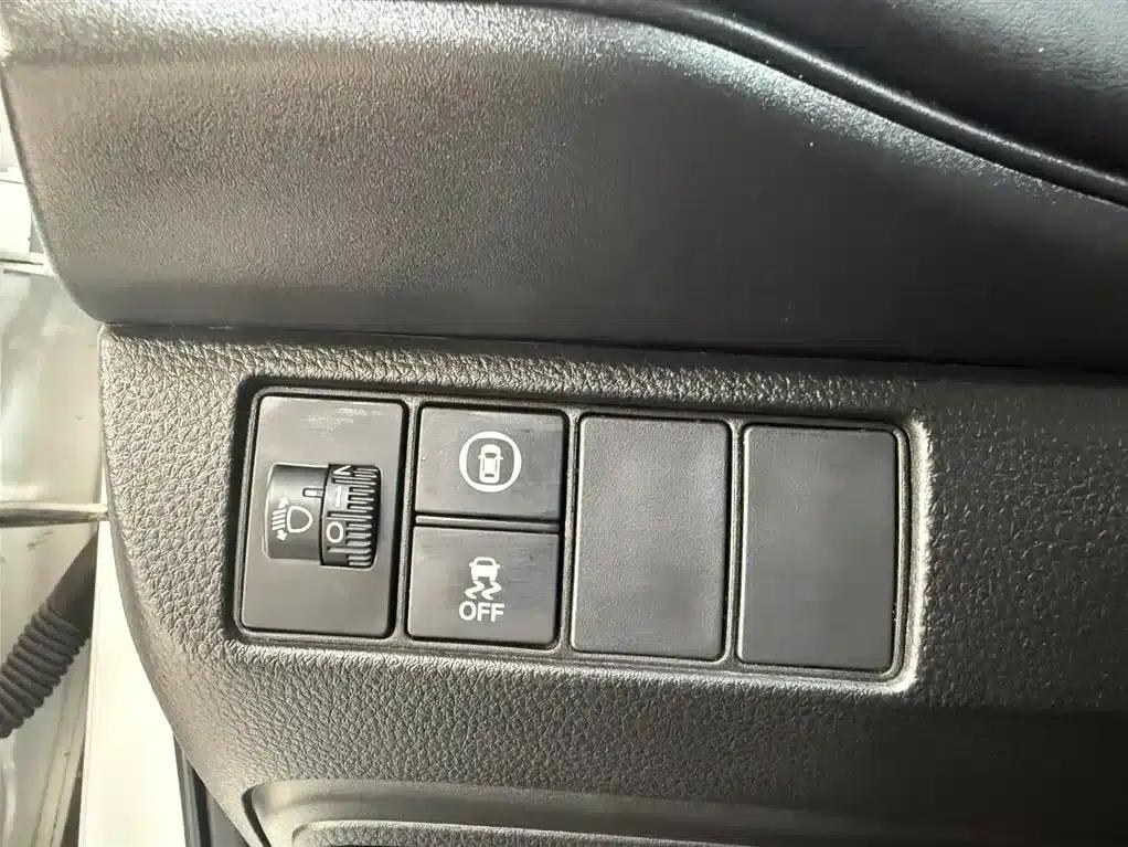 Honda XR-V 2023 1.5L CVT Trend Edition — миниатюра 9