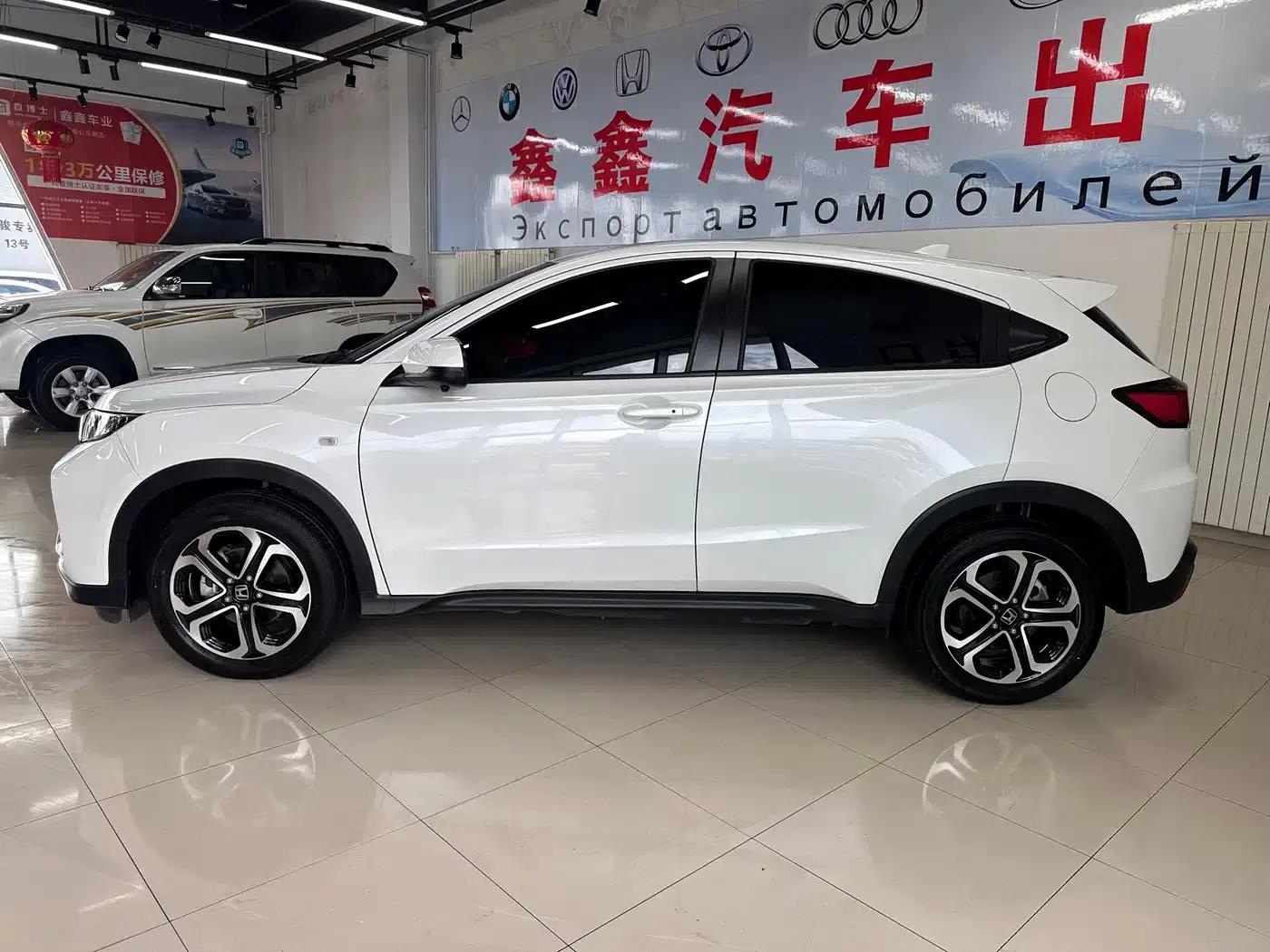 Honda XR-V 2022 1.5L CVT Obsidian Edition — миниатюра 6