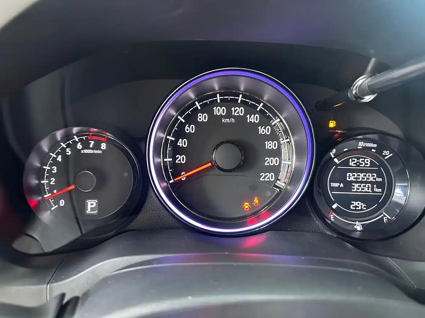 Honda XR-V 2022 1.5L CVT Obsidian Edition — миниатюра 9
