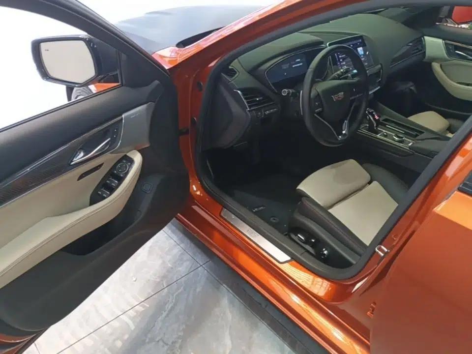 Cadillac CT5 2022 28T Platinum Super Driver-Assistance Edition — миниатюра 18
