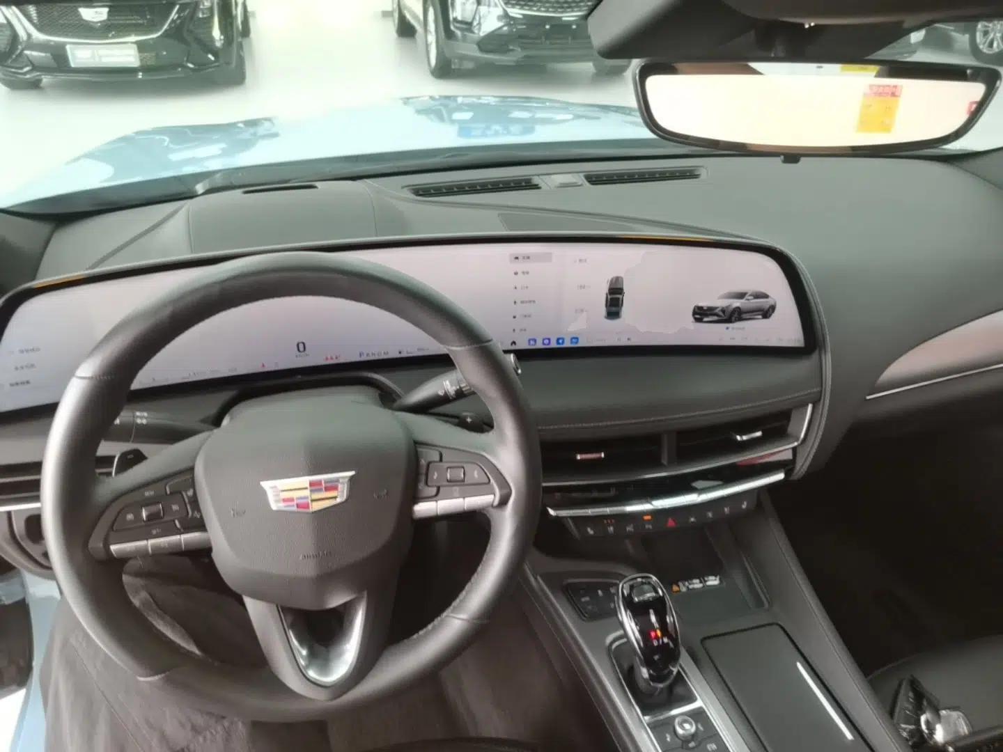 Cadillac CT5 2025 28T Track Performance Edition — миниатюра 17