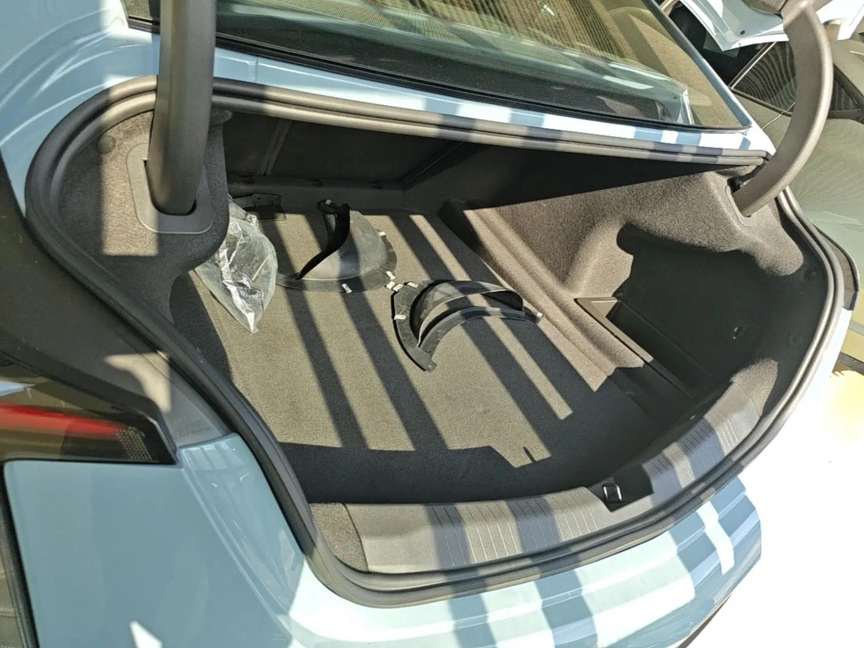 Cadillac CT5 2025 28T Track Performance Edition — миниатюра 22