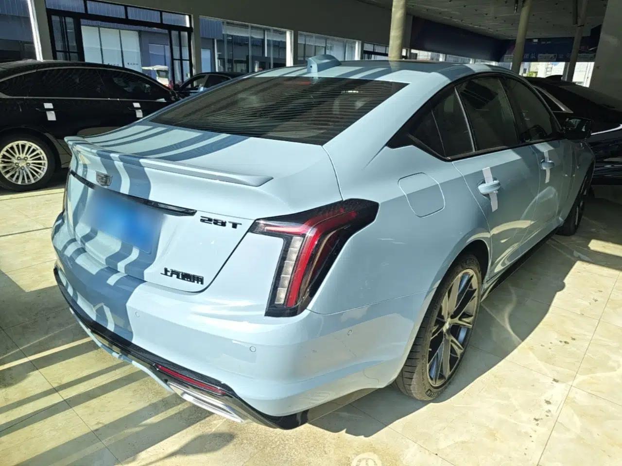 Cadillac CT5 2025 28T Track Performance Edition — миниатюра 6