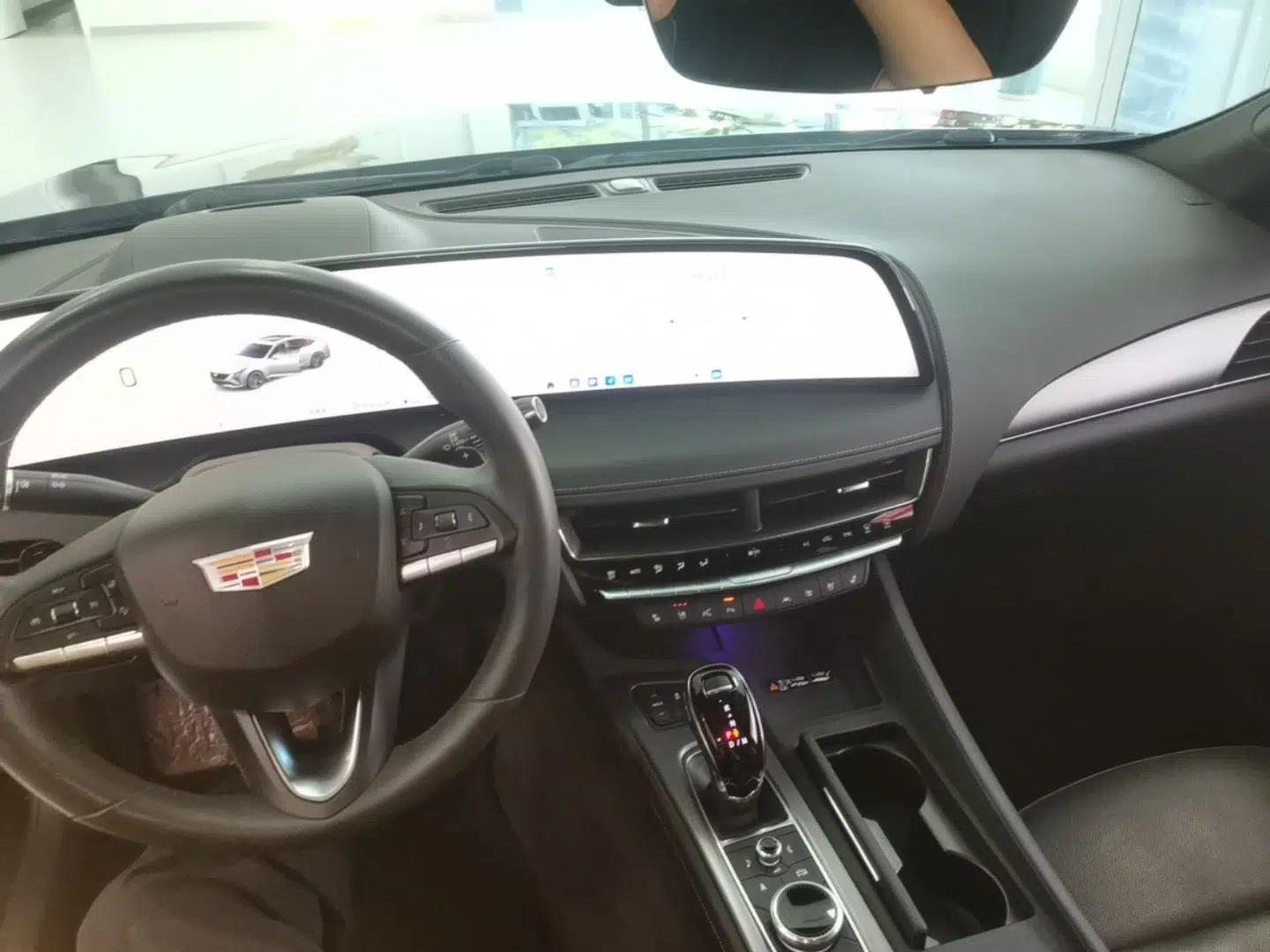Cadillac CT5 2024 28T Prestige Edition — миниатюра 12