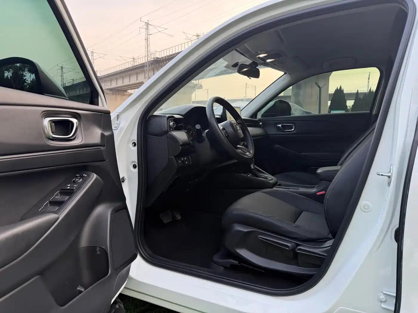 Vezel 2023 1.5L CVT Elite Edition — миниатюра 8