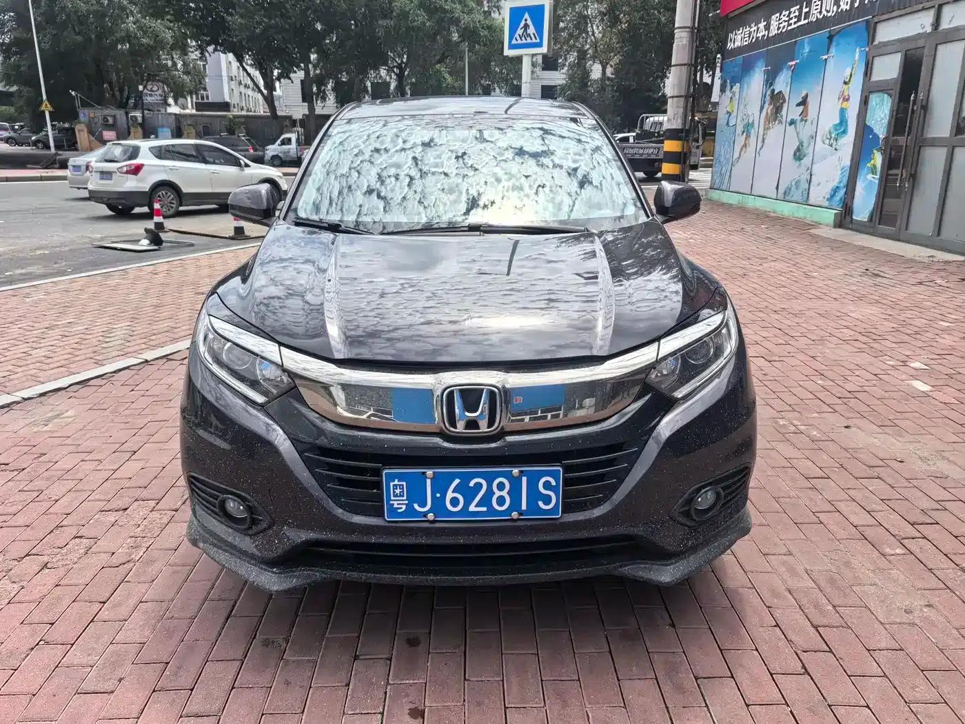 Vezel 2022 1.5L CVT Phantom Night Pioneer Edition — миниатюра 2
