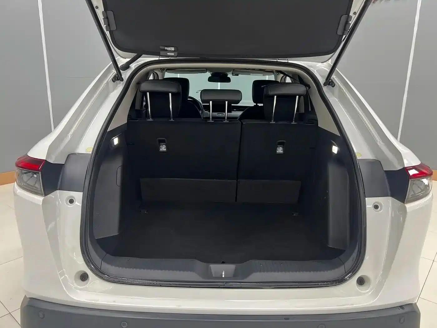 Vezel 2023 1.5L CVT Luxury Edition — миниатюра 16