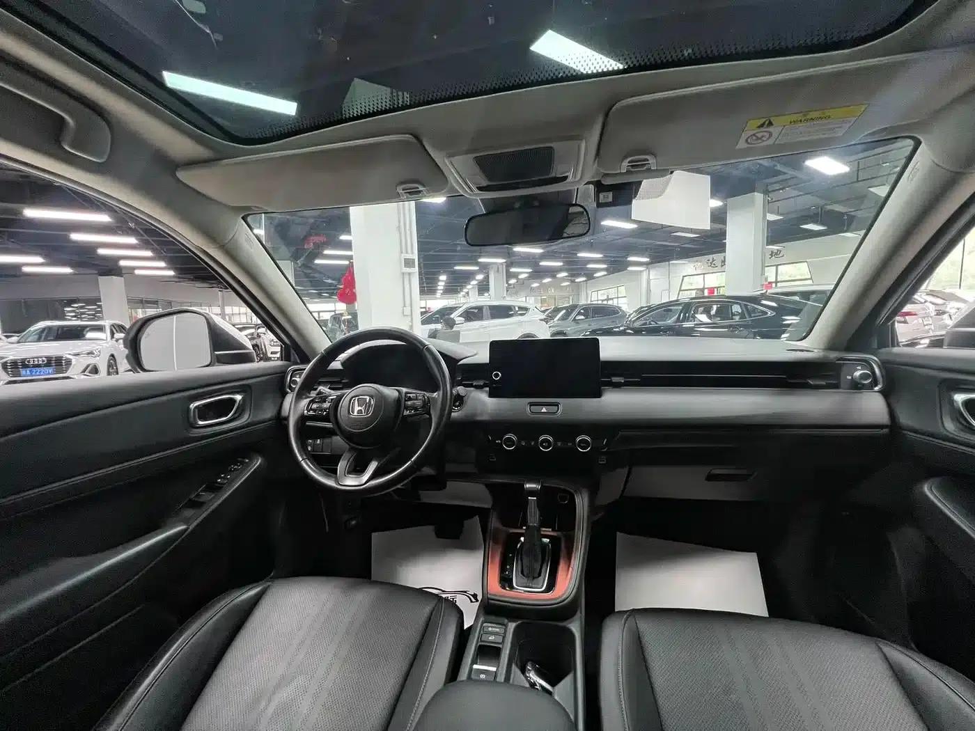 Vezel 2023 1.5L CVT Luxury Edition — миниатюра 17