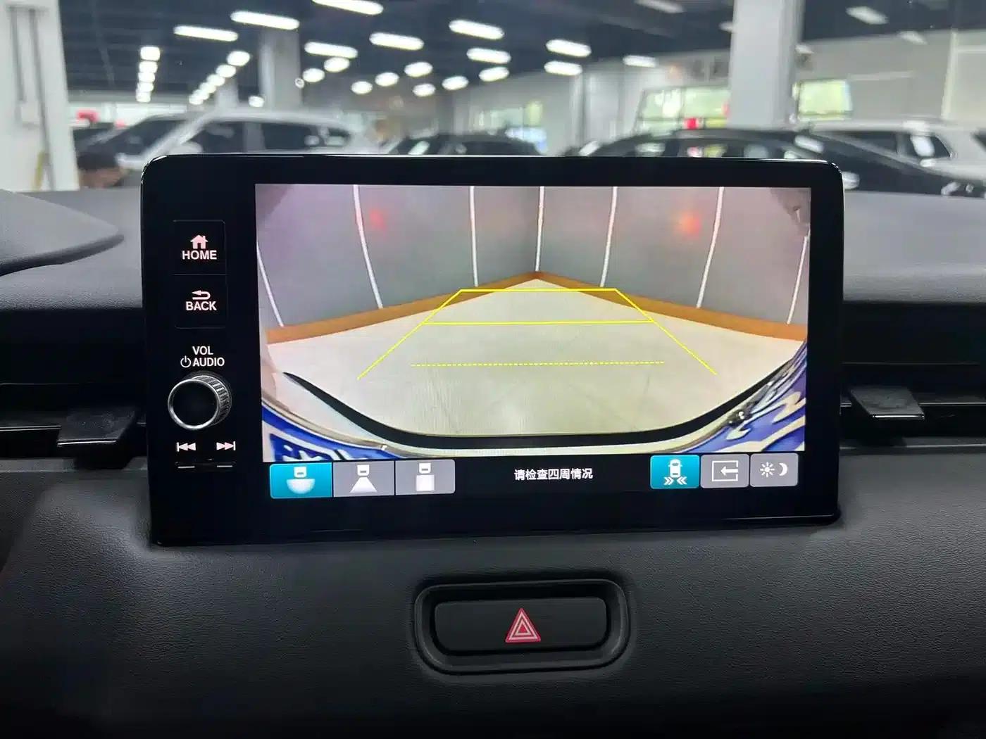 Vezel 2023 1.5L CVT Luxury Edition — миниатюра 6