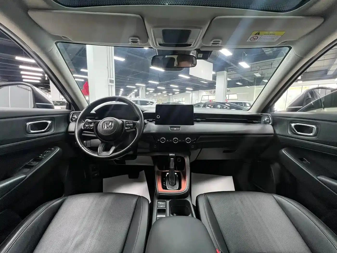 Vezel 2023 1.5L CVT Luxury Edition — миниатюра 8