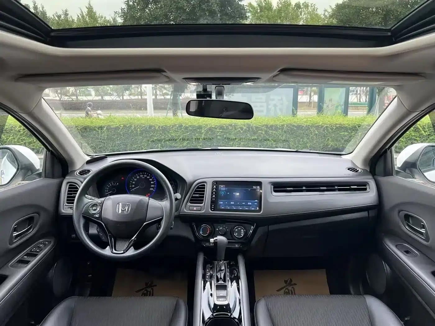 Vezel 2022 1.5L CVT Phantom Night Pioneer Edition — миниатюра 7