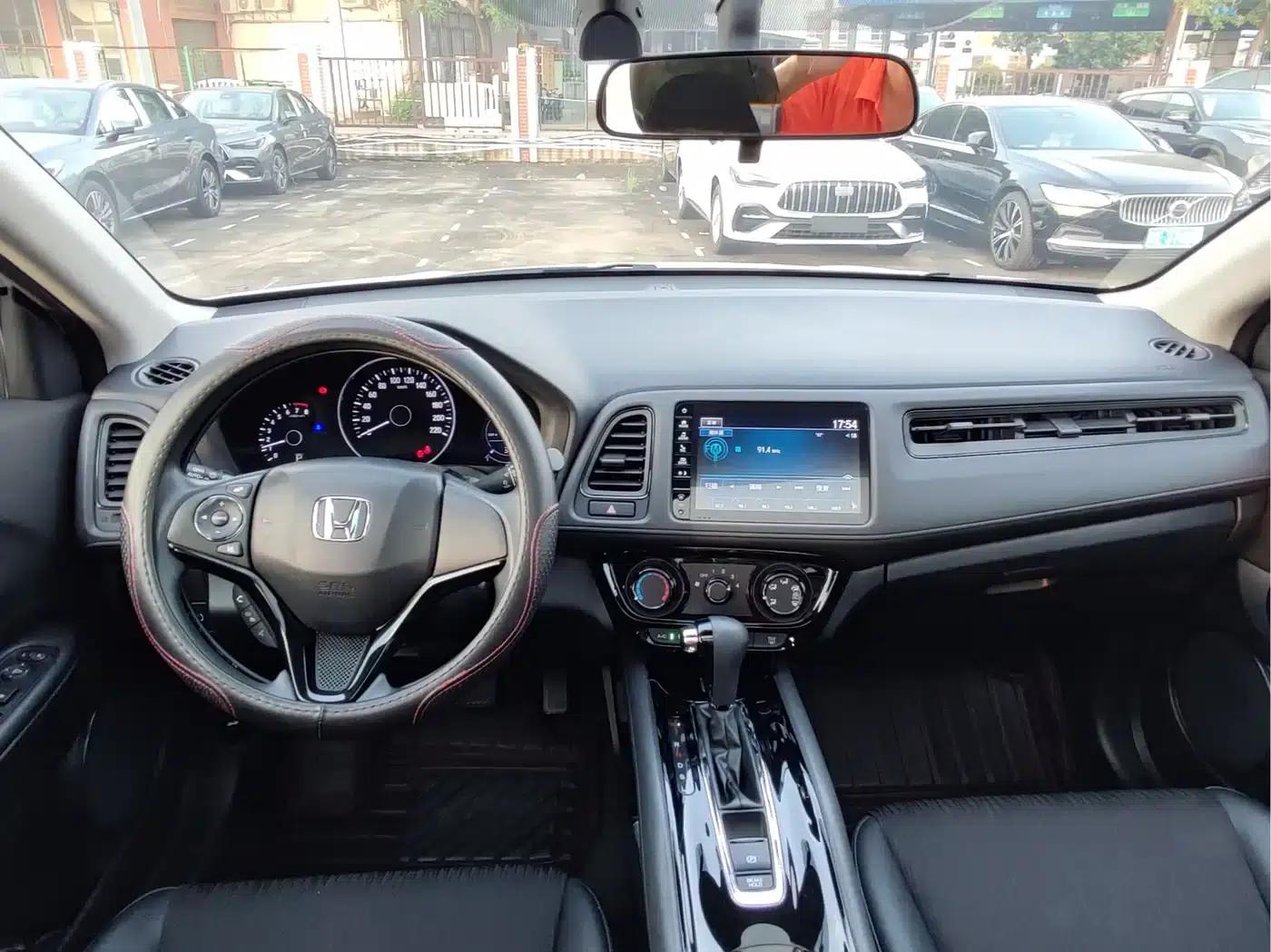 Vezel 2020 1.5L CVT Pioneer Edition — миниатюра 12