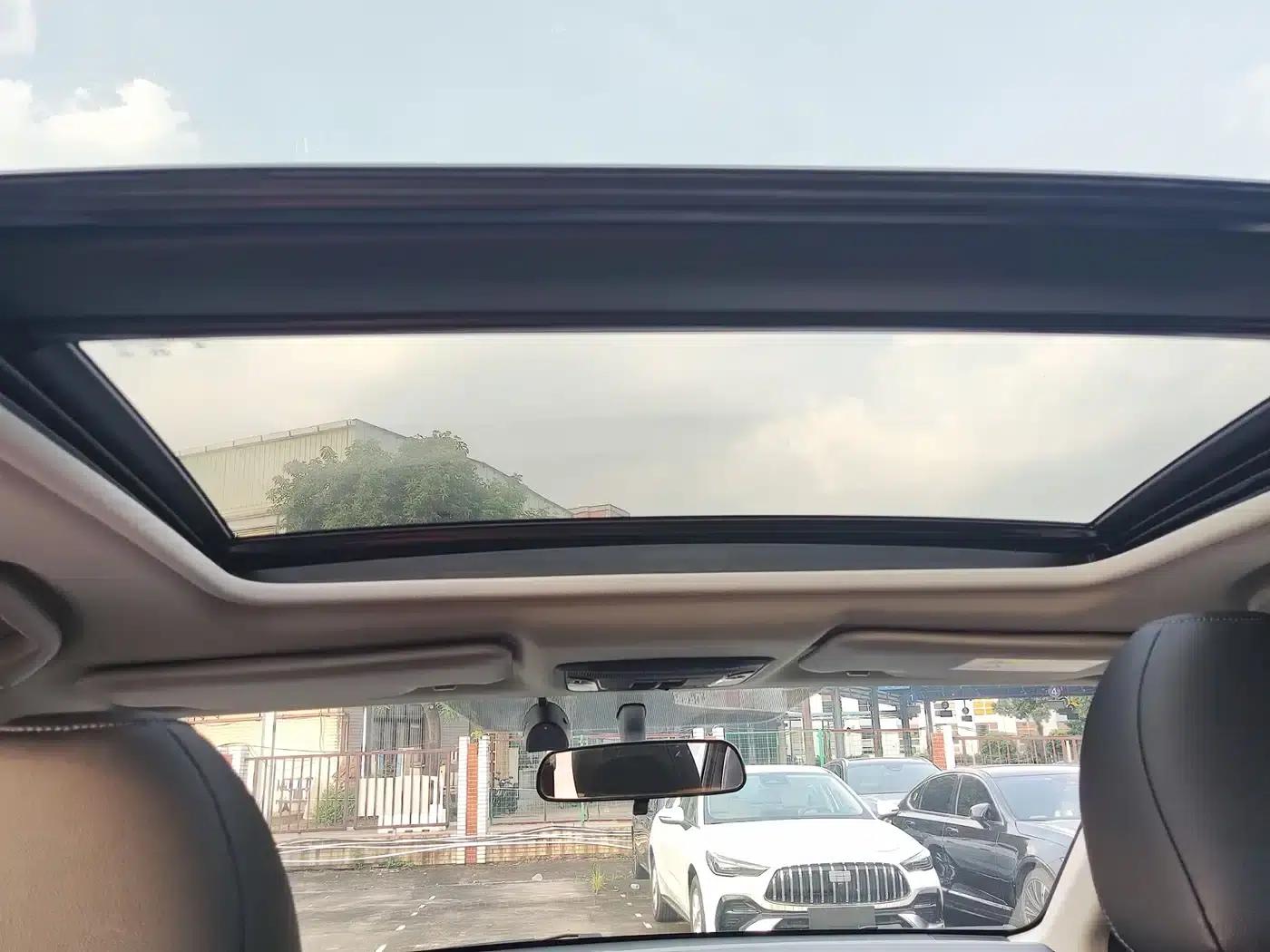 Vezel 2020 1.5L CVT Pioneer Edition — миниатюра 17