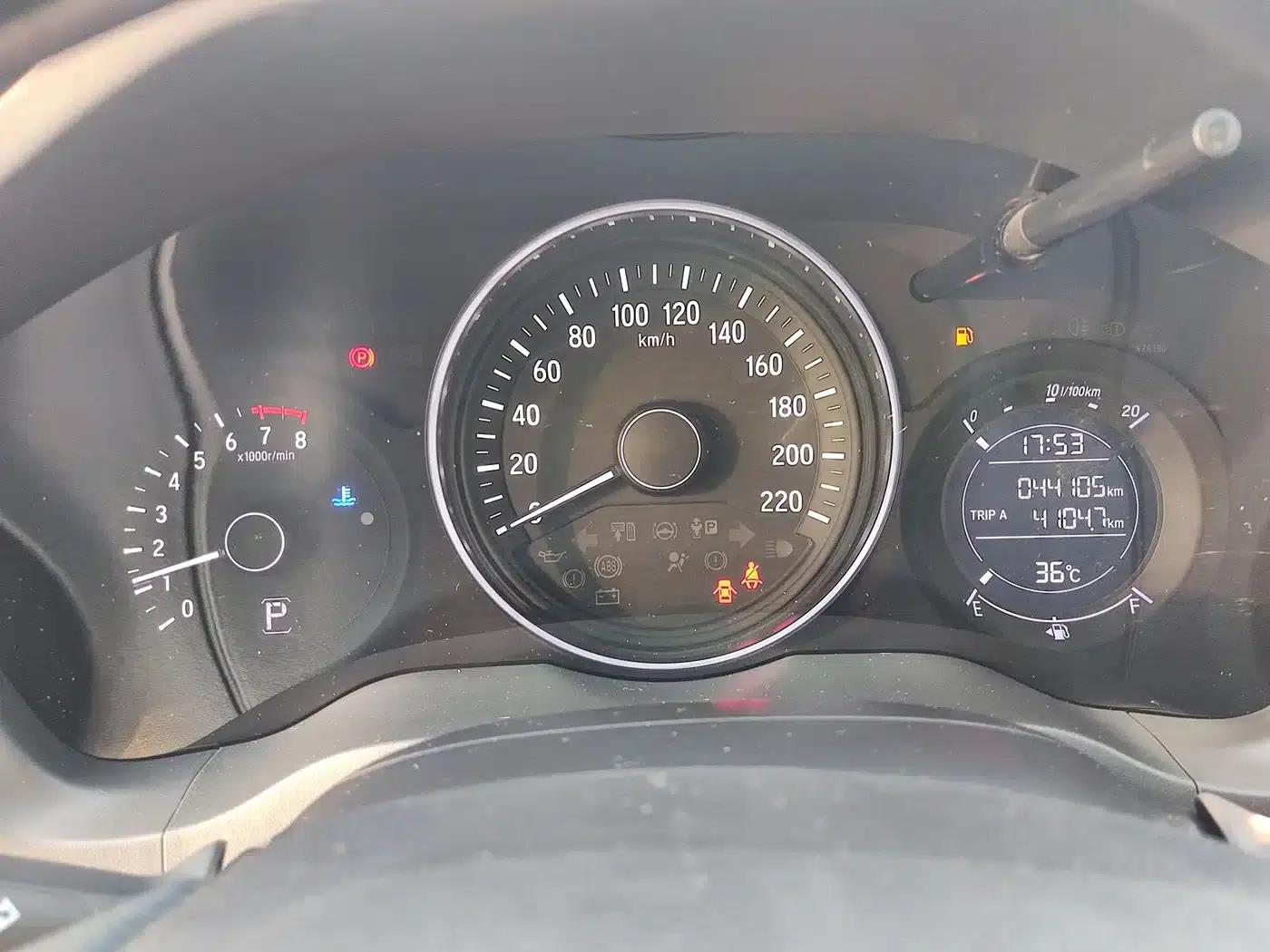 Vezel 2020 1.5L CVT Pioneer Edition — миниатюра 24