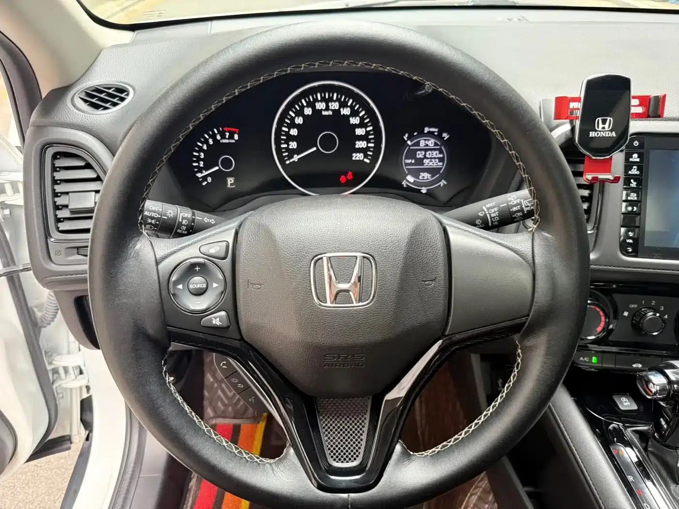 Vezel 2020 1.5L CVT Pioneer Edition — миниатюра 11