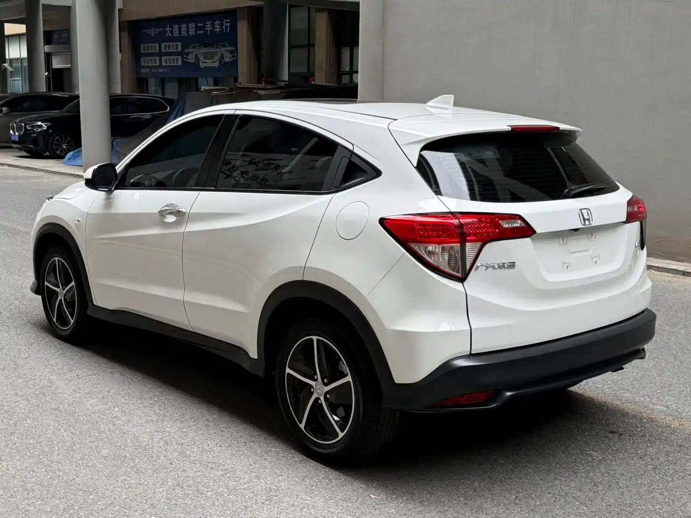 Vezel 2020 1.5L CVT Pioneer Edition — миниатюра 6