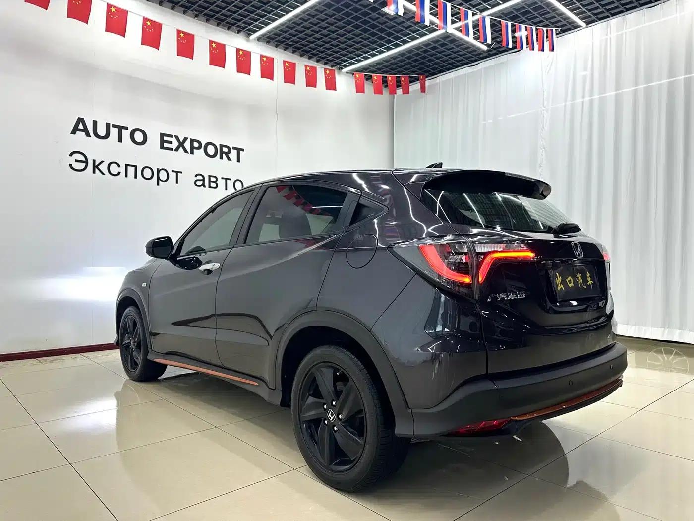 Vezel 2022 1.5L CVT Phantom Night Pioneer Edition — миниатюра 6
