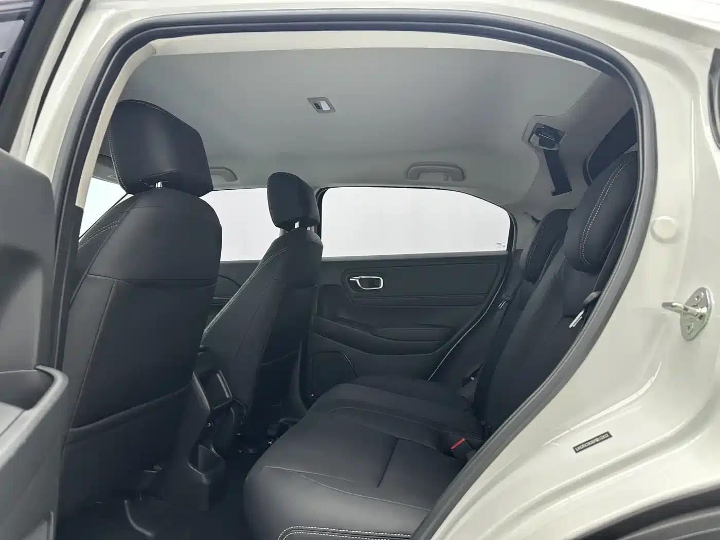Vezel 2023 1.5L CVT Elite Edition — миниатюра 6