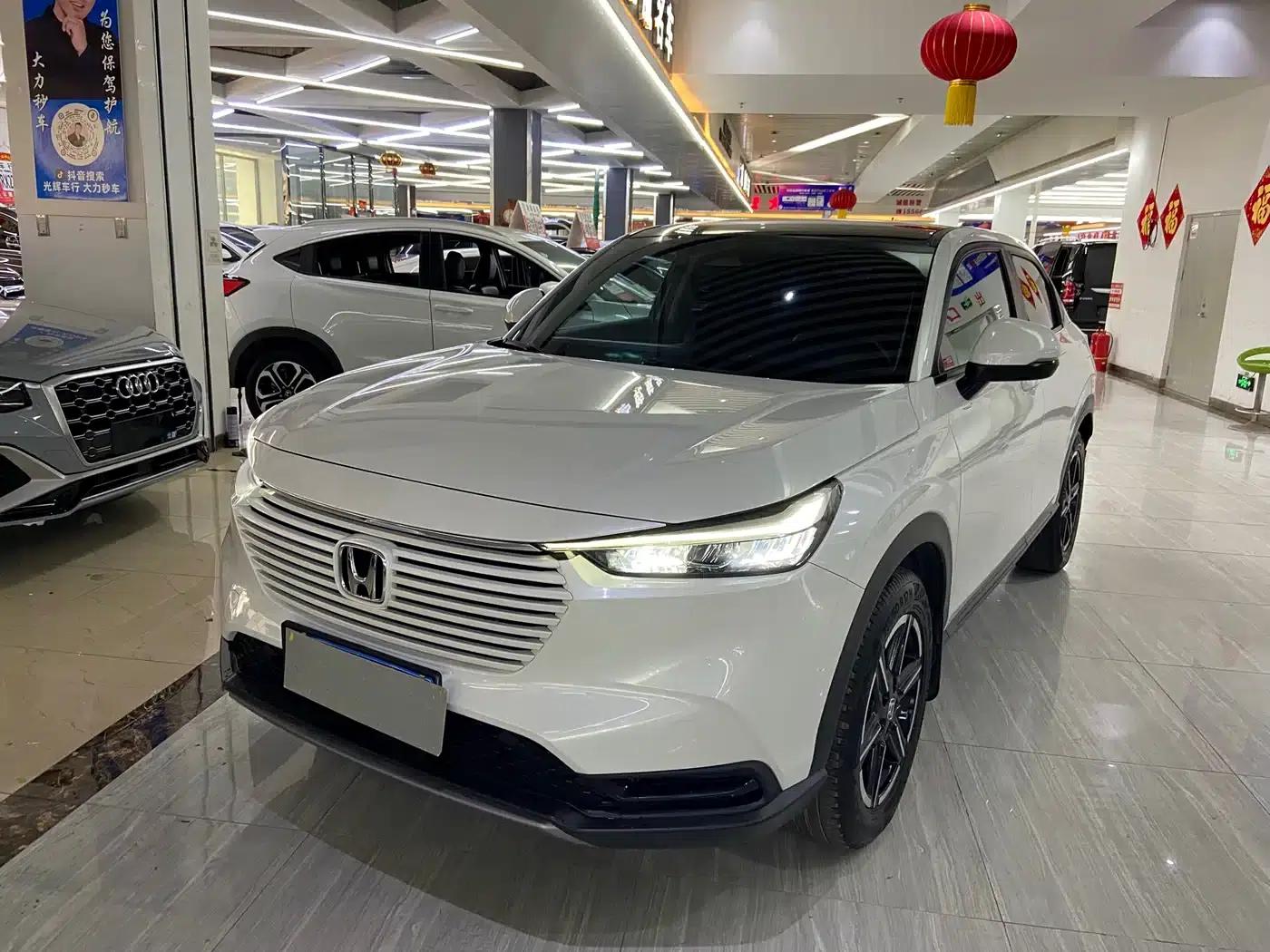 Vezel 2023 1.5L CVT Tech Edition — миниатюра 1